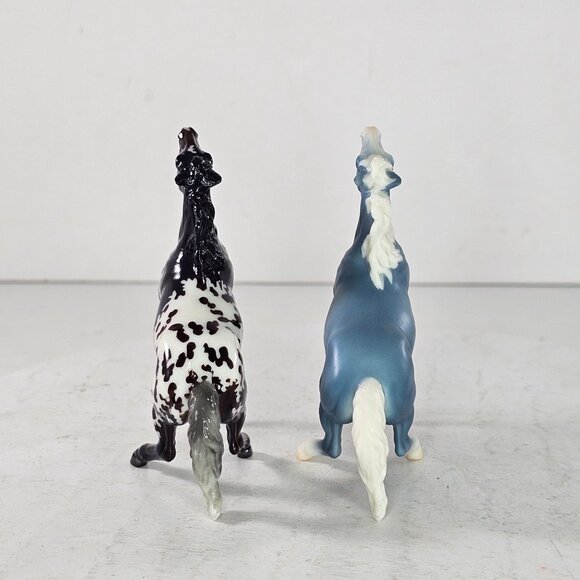 Breyer 2025 Deluxe Collector's Club Darius Stablemate Wedgewood Blue Set - Picture 9 of 11